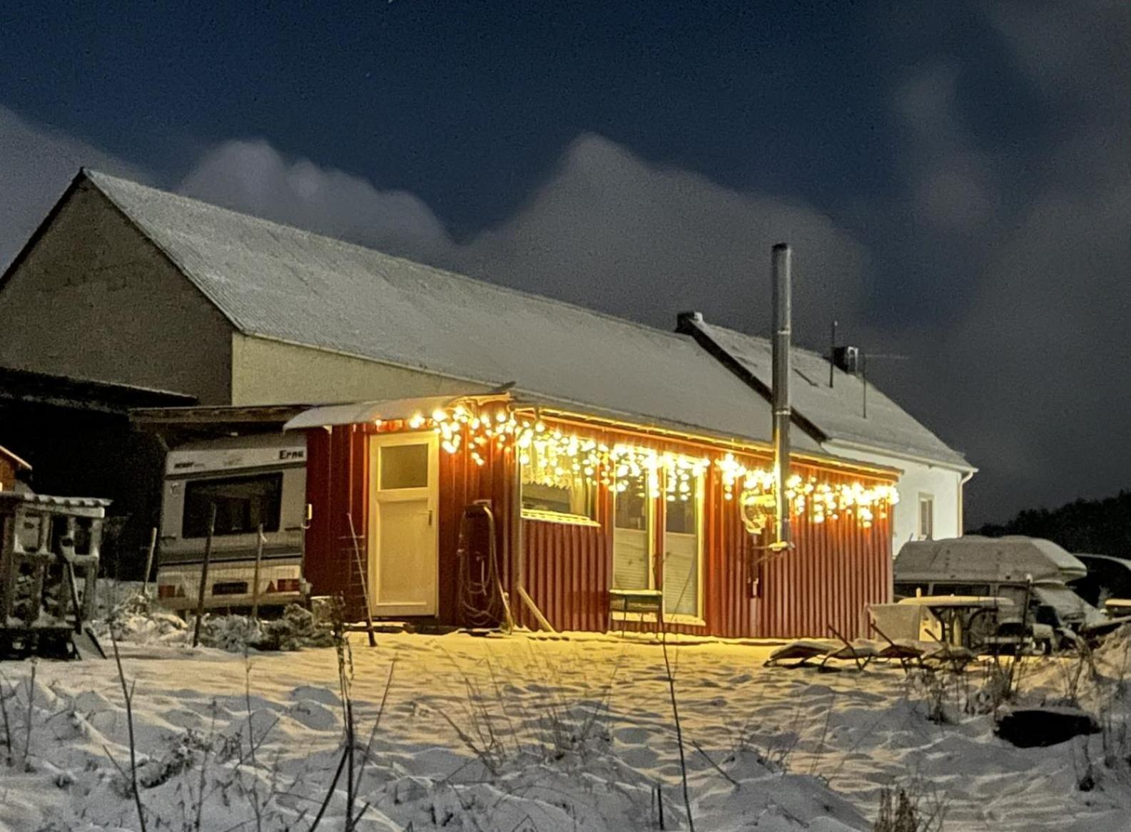Tiny House Anneliese Hunde Okay Villa Oberbettingen ภายนอก รูปภาพ